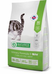 Сухой корм для взрослых стерилизованных котов и кошек для профилактики и лечения МКБ Nature's Protection Urinary Formula-S 2кг